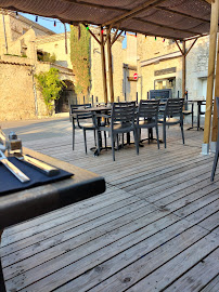 Atmosphère du Restaurant L'Oliveraie à Sauzet - n°1