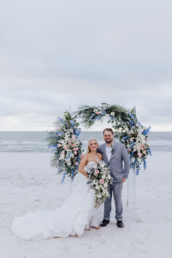 Florist «Flowers By Voytek», reviews and photos, 9524 Blind Pass Rd, St Pete Beach, FL 33706, USA