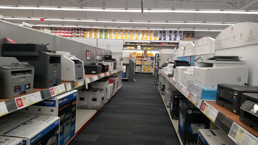 Office Supply Store «Staples», reviews and photos, 2850 NW Bucklin Hill Rd #101, Silverdale, WA 98383, USA