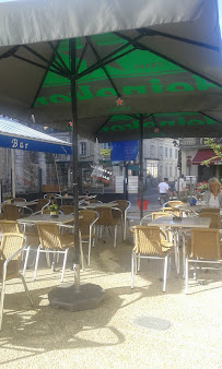 Atmosphère du Café Le Petit Bar à Bonneval - n°8