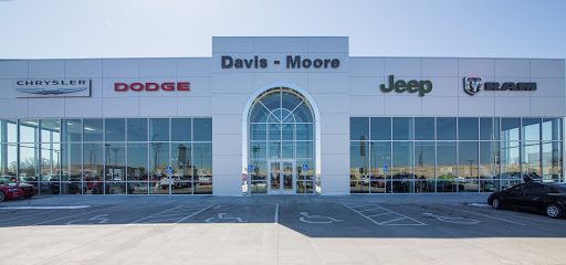 Davis-Moore Chrysler Dodge Jeep Ram, 7675 E Kellogg Dr, Wichita, KS 67207, USA, 