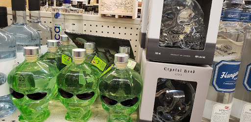 Liquor Store «Shorecenter Beverage & Liquor», reviews and photos, 22808 Lakeshore Blvd, Cleveland, OH 44123, USA