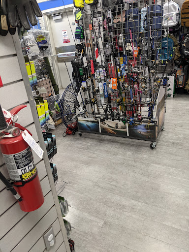 Sporting Goods Store «Big 5 Sporting Goods - Capitola», reviews and photos, 1600 41st Ave, Capitola, CA 95010, USA