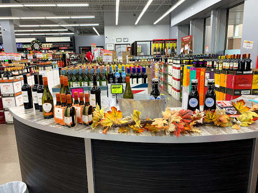 Liquor Store «Liquor City USA», reviews and photos, 965 Richmond Ave # F, Staten Island, NY 10314, USA