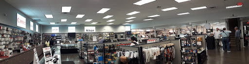 Camera Store «Roberts Camera», reviews and photos, 220 E St Clair St, Indianapolis, IN 46204, USA