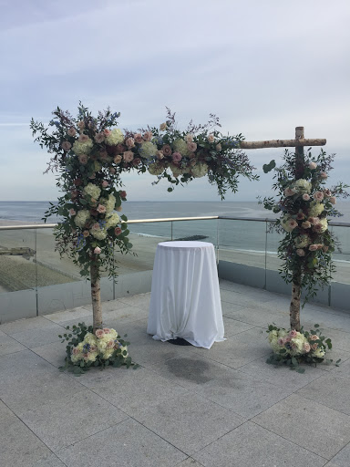 Florist «Doris The Florist», reviews and photos, 233 Long Beach Rd, Island Park, NY 11558, USA