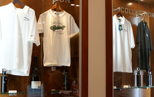 Land Rover Dealer «Jaguar Land Rover Newport Beach», reviews and photos, 1540 Jamboree Rd, Newport Beach, CA 92660, USA