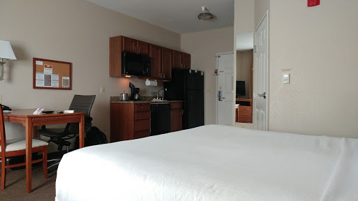 Candlewood Suites Turlock, an IHG Hotel image