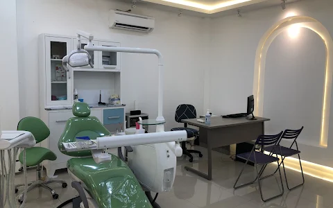 Senopati Dental , Praktek Klinik Dokter Gigi Magelang image