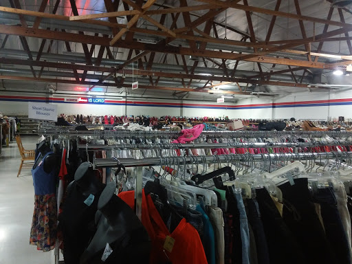 Thrift Store «Super Thrift Store Rescue Mission», reviews and photos, 13422 Saticoy St, North Hollywood, CA 91605, USA
