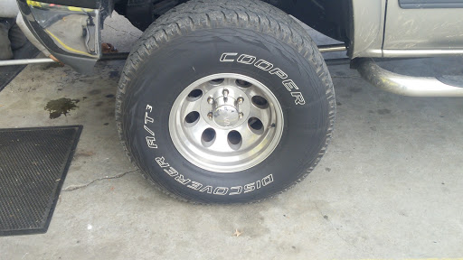 Tire Shop «Angelos Tires and Auto Repair», reviews and photos, 3301 S Military Hwy, Chesapeake, VA 23323, USA