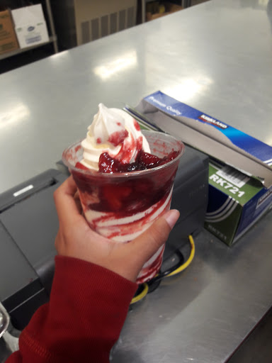 Warehouse store «Costco Wholesale», reviews and photos, 2828 Chad Dr, Eugene, OR 97408, USA