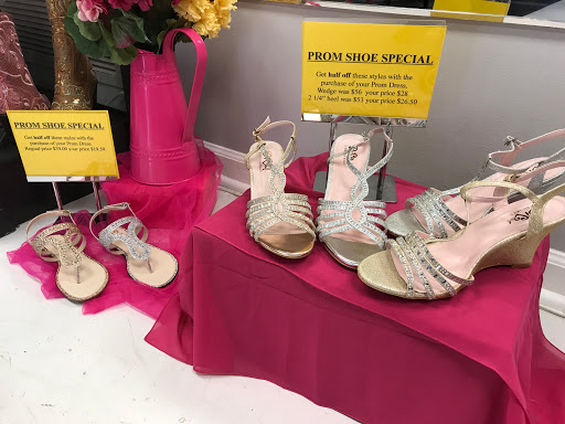 Bridal Shop «Proms Pageants & Pretty Things», reviews and photos, 5325 Peters Creek Rd, Roanoke, VA 24019, USA