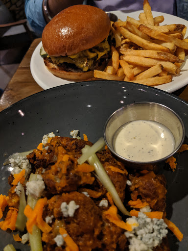 Shopping Mall «Pipers Alley Mall», reviews and photos, 210 W North Ave, Chicago, IL 60610, USA