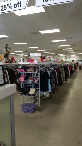 Thrift Store «Neighborhood Thrift Store Distribution Center», reviews and photos, 353 E Olive Ave, Fresno, CA 93728, USA