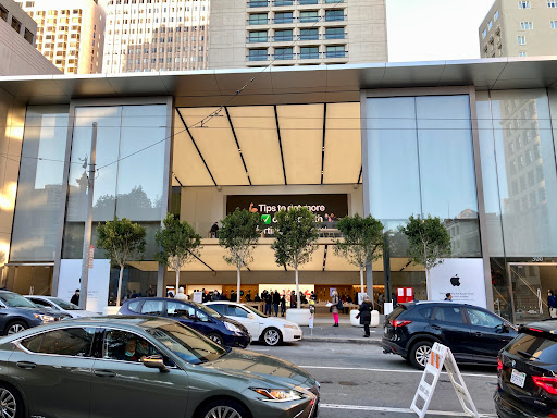 Shopping Mall «Union Square, San Francisco», reviews and photos, 333 Post St, San Francisco, CA 94108, USA