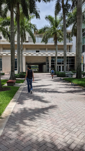 Book Store «University of Miami Bookstore», reviews and photos, 1306 Stanford Dr, Coral Gables, FL 33146, USA