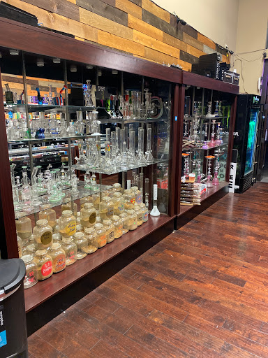 Tobacco Shop «Xhale Vapor N Smoke», reviews and photos, 15 Lake St S Suite 202, Kirkland, WA 98033, USA