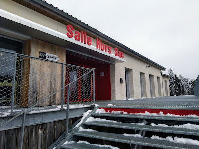 Salle hors sac à Graix