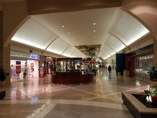 Shopping Mall «Laguna Hills Mall», reviews and photos, 24155 Laguna Hills Mall, Laguna Hills, CA 92653, USA