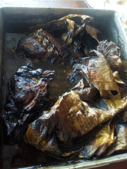 TACOS Y TORTAS LA AVENIDA