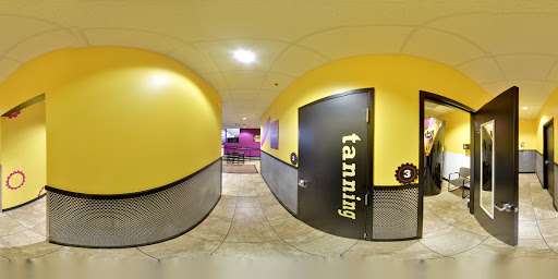 Gym «Planet Fitness - Dallas (Westmoreland), TX», reviews and photos, 3200 Falls Dr, Dallas, TX 75211, USA