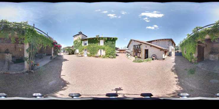 Street View et 360° Maison d'hôtes La Grange 42460 Coutouvre