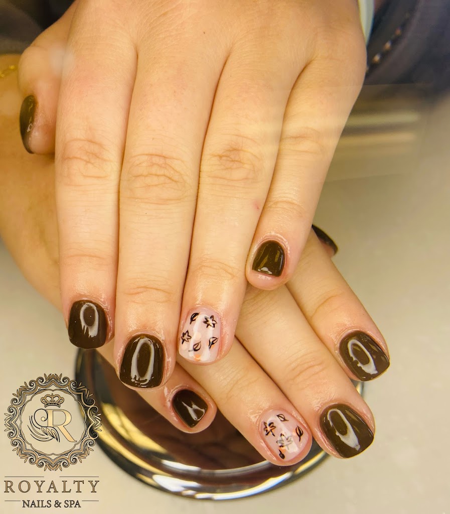 Royalty Nails & Spa 38841