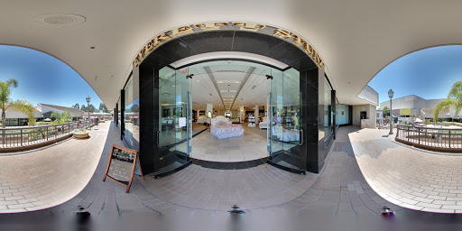 Mattress Store «Everett Stunz Duxiana», reviews and photos, 7547 Girard Ave, La Jolla, CA 92037, USA