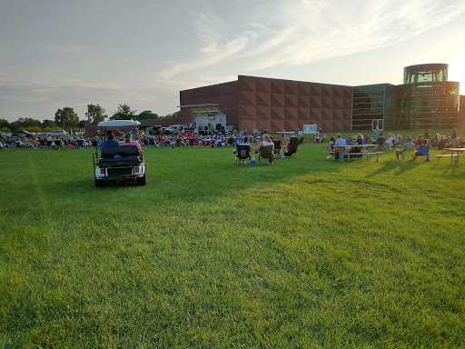Recreation Center «Jack E. Kirksey Livonia Community Recreation Center», reviews and photos, 15100 Hubbard, Livonia, MI 48154, USA