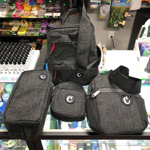 Tobacco Shop «Green Light Smoke Shop», reviews and photos, 466 Rayford Rd #104, Spring, TX 77386, USA