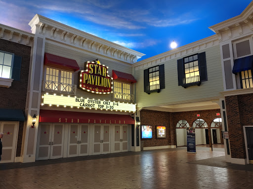 Movie Theater «Regal Cinemas Kansas City 18», reviews and photos, 3200 Ameristar Dr, Kansas City, MO 64161, USA