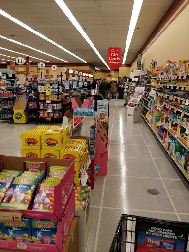 Supermarket «Giant Eagle Supermarket», reviews and photos, 200 Allegheny River Blvd, Verona, PA 15147, USA