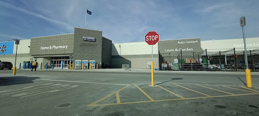 Department Store «Walmart Supercenter», reviews and photos, 1618 W McClain Ave, Scottsburg, IN 47170, USA