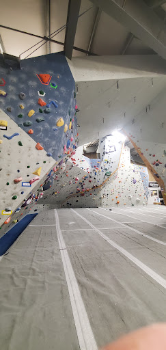 Gym «Gold Crush Climbing Gym», reviews and photos, 124 Clydesdale Ct d, Grass Valley, CA 95945, USA