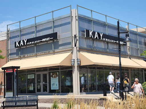 Kay Jewelers Outlet, 1829 Village W Pkwy, Kansas City, KS 66111, USA, 