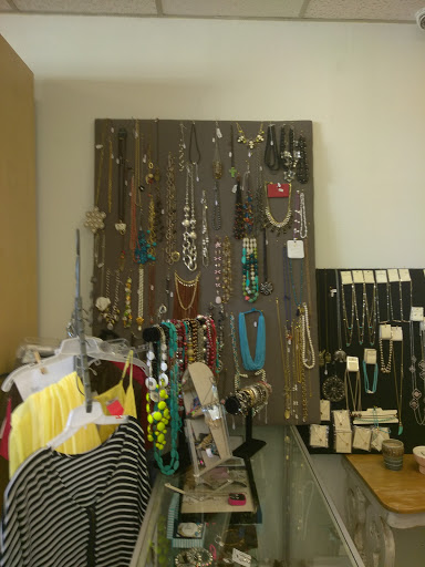 Consignment Shop «The Garment Exchange, Resale Consignment Store», reviews and photos, 15062 San Pedro Ave, San Antonio, TX 78232, USA