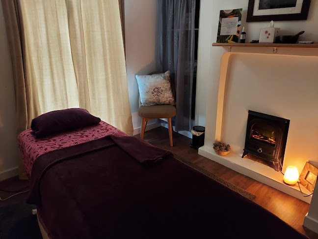 Linda Brennan Holistic Therapies - Massage therapist