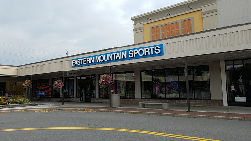 Eastern Mountain Sports, 1475 Western Ave, Albany, NY 12203, USA, 