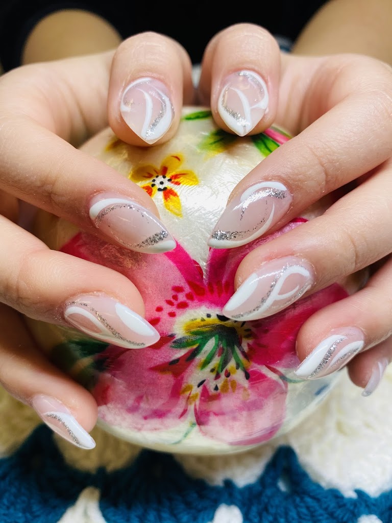 Lee Nails & Spa 43619