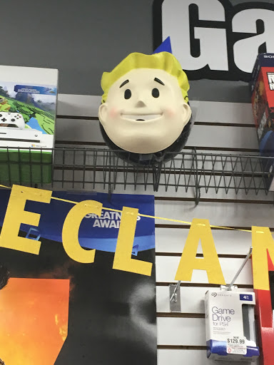 Video Game Store «GameStop», reviews and photos, 3170 Linden Dr, Bristol, VA 24202, USA