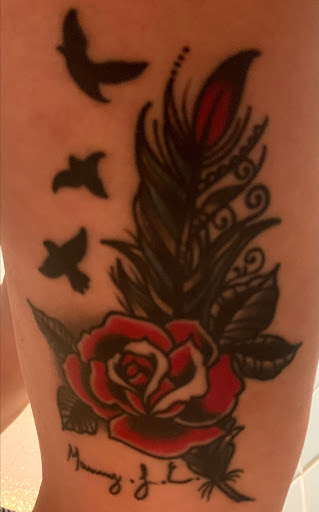 Tattoo Shop «Lightwave Tattoos», reviews and photos, 184 Broadway, Saugus, MA 01906, USA