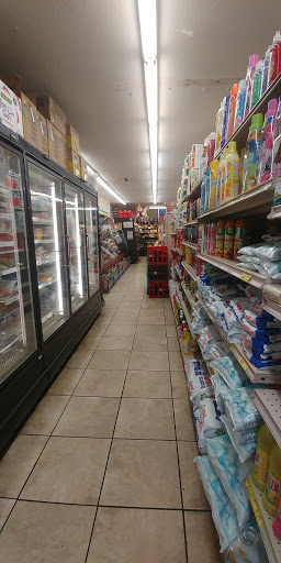 Grocery Store «Fiesta Tropical Market», reviews and photos, 547 E Bridgers Ave, Auburndale, FL 33823, USA