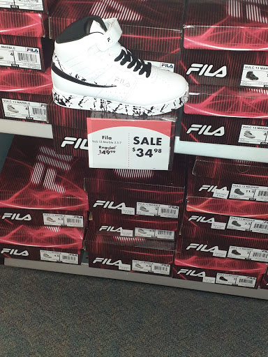 Shoe Store «Shoe Carnival», reviews and photos, 12556 Westheimer Rd, Houston, TX 77077, USA