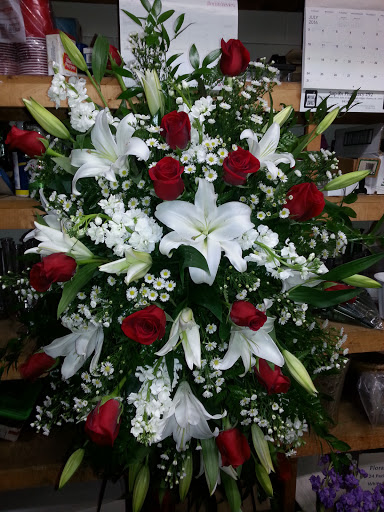 Florist «A & B Florist», reviews and photos, 908 S Cashua Dr, Florence, SC 29501, USA