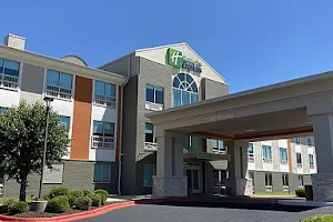 Holiday Inn Express & Suites Enterprise, an IHG Hotel image