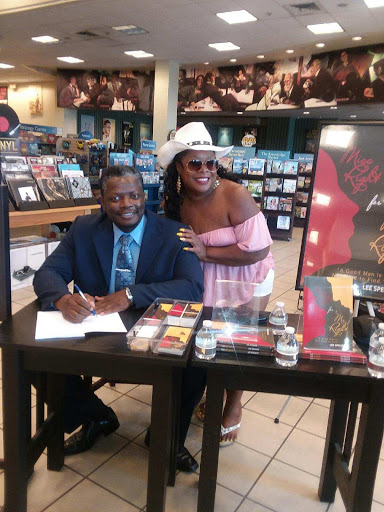 Book Store «Barnes & Noble», reviews and photos, 2701 David H McLeod Blvd #1200, Florence, SC 29501, USA