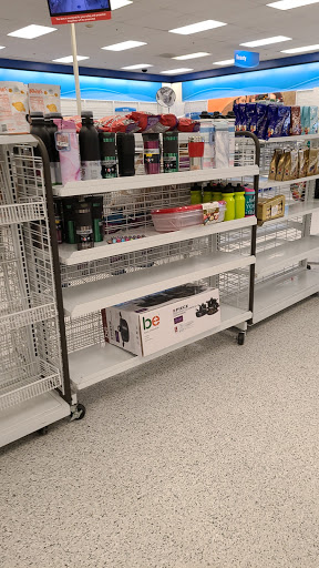 Clothing Store «Ross Dress for Less», reviews and photos, 7615 Evergreen Way, Everett, WA 98203, USA