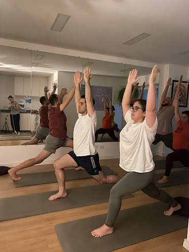 Logo da empresa - Arya Yoga e Bem-Estar