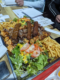 Plats et boissons du Kebab Restaurant NEFİS à Saint-Quentin-Fallavier - n°2
